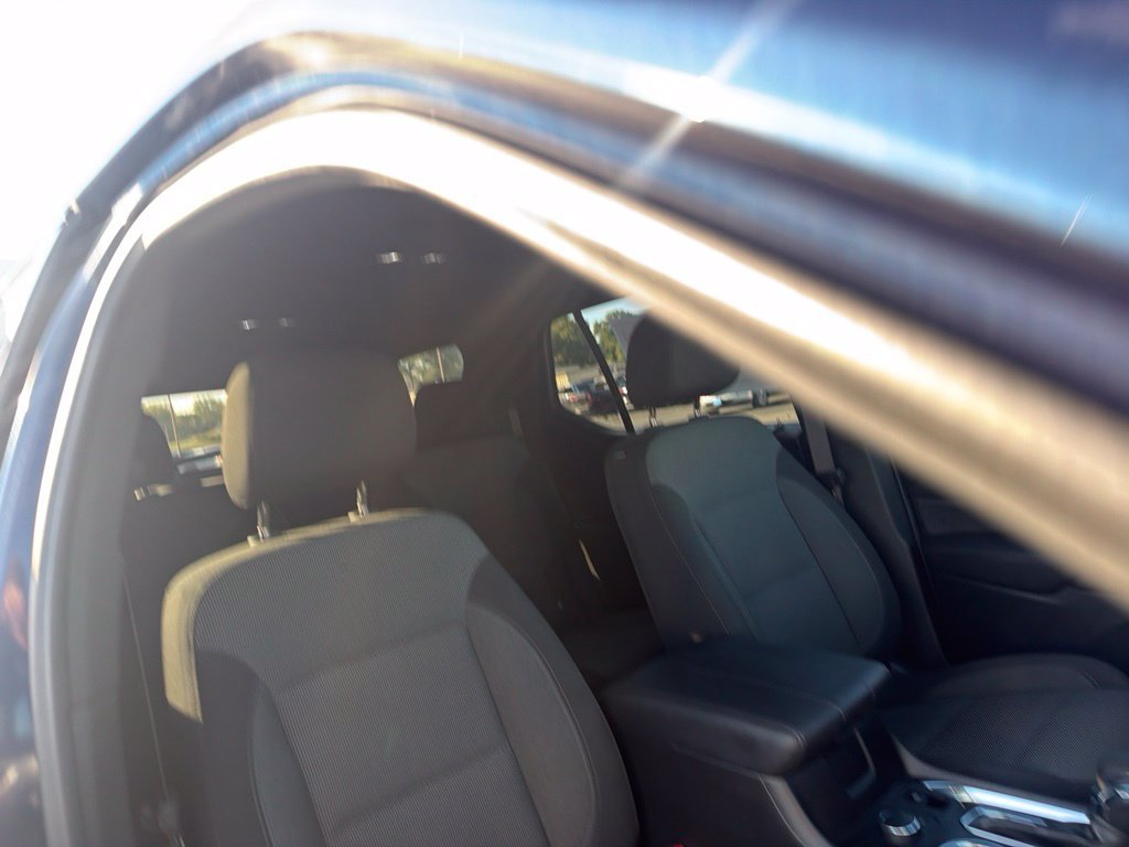 Used 2023 Chevrolet Traverse LT FWD image 11