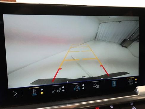 Used 2024 Chevrolet Silverado 3500 LTZ w/ LTZ Premium Package image 16