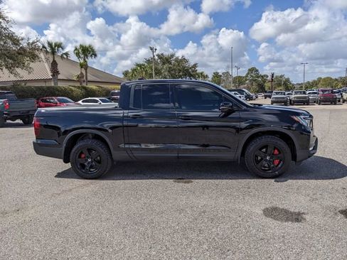 Used 2023 Honda Ridgeline Black Edition image 3
