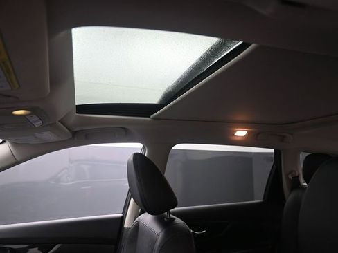 Used 2017 Nissan Rogue SL w/ SL Premium Package image 21