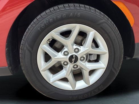 Certified 2024 Kia Soul LX w/ Option Group 015 image 9