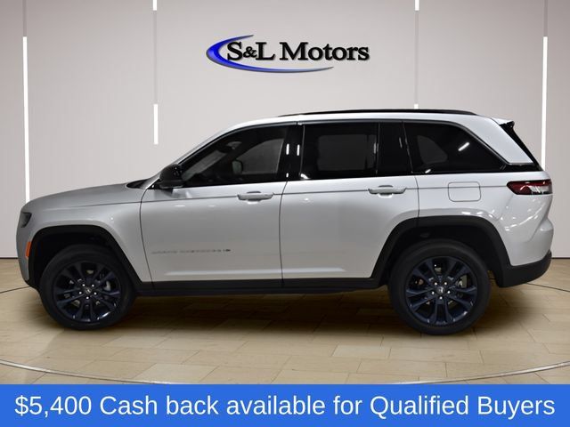New 2026 Jeep Grand Cherokee Limited AWD/4WD image 4