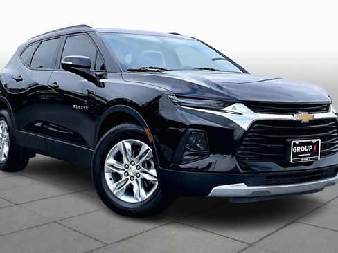 Used 2019 Chevrolet Blazer LT FWD image 3