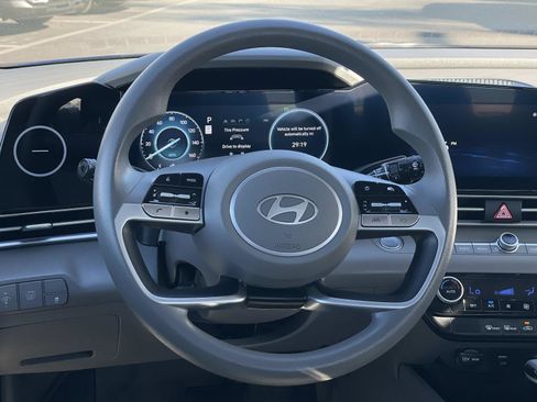 Certified 2024 Hyundai Elantra Blue image 7