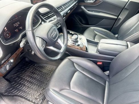 Used 2018 Audi Q7 3.0T Prestige w/ Prestige Package AWD/4WD image 25
