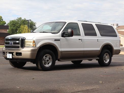 Used 2005 Ford Excursion Eddie Bauer AWD/4WD image 11