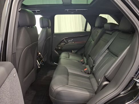 Certified 2025 Land Rover Range Rover Sport Dynamic SE AWD/4WD image 10