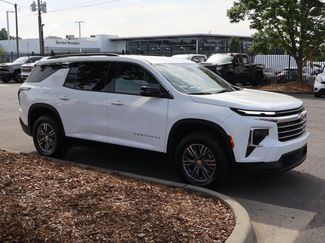 Used 2025 Chevrolet Traverse LT FWD video 2