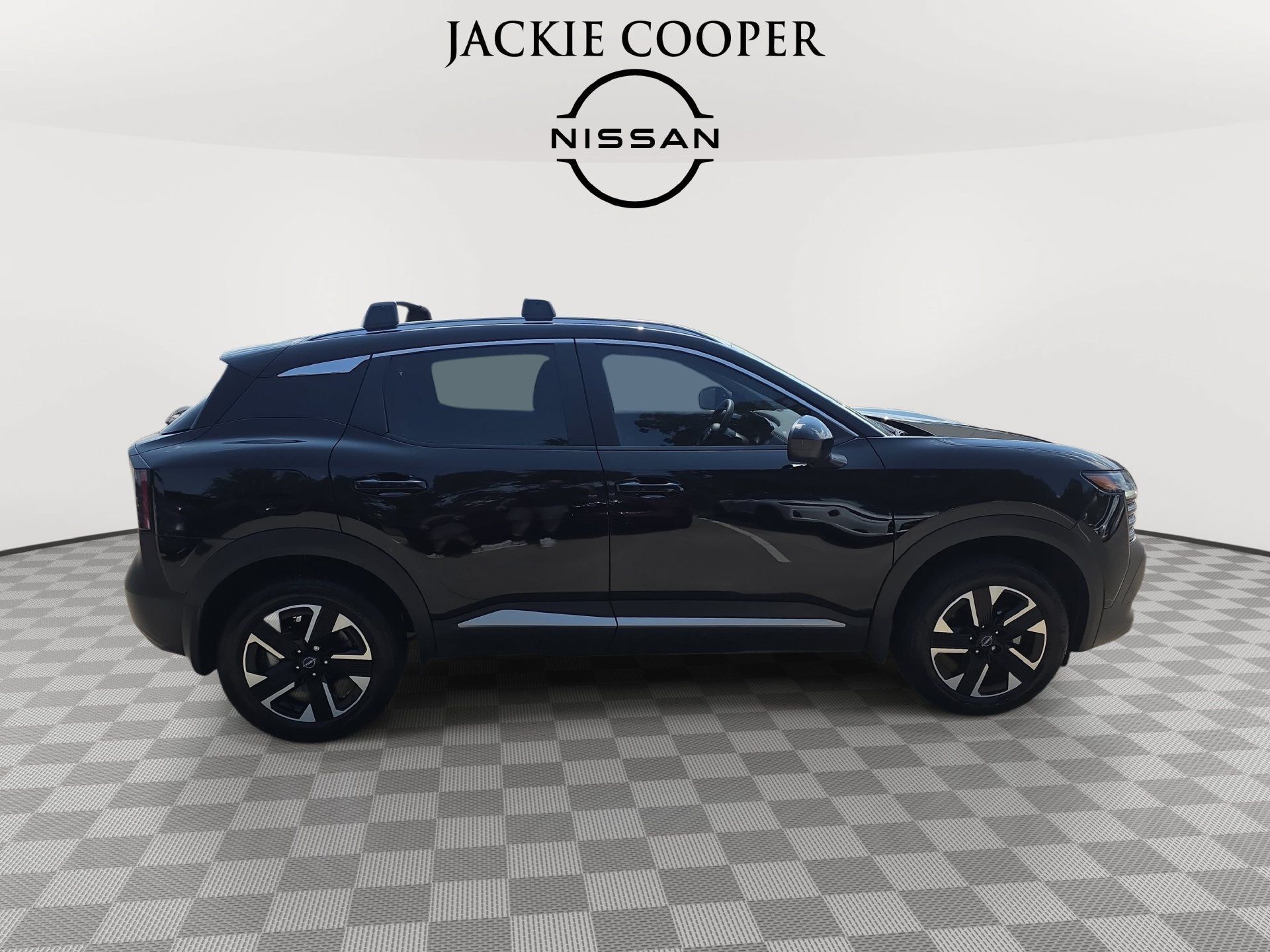 Used 2026 Nissan Kicks SV w/ SV Premium Package AWD/4WD image 4
