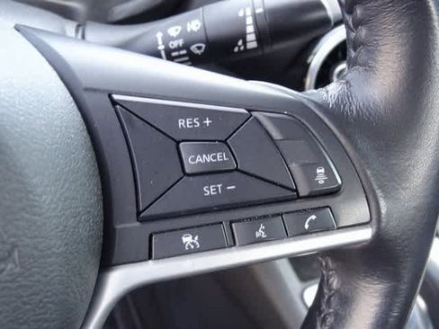 Used 2022 Nissan Sentra SV image 17