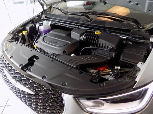 New 2026 Chrysler Pacifica Select FWD image 42