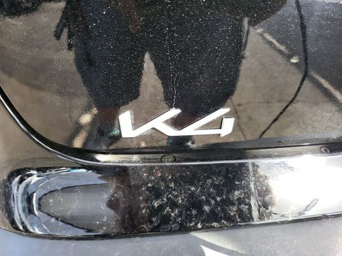 Used 2025 Kia K4 LXS image 11