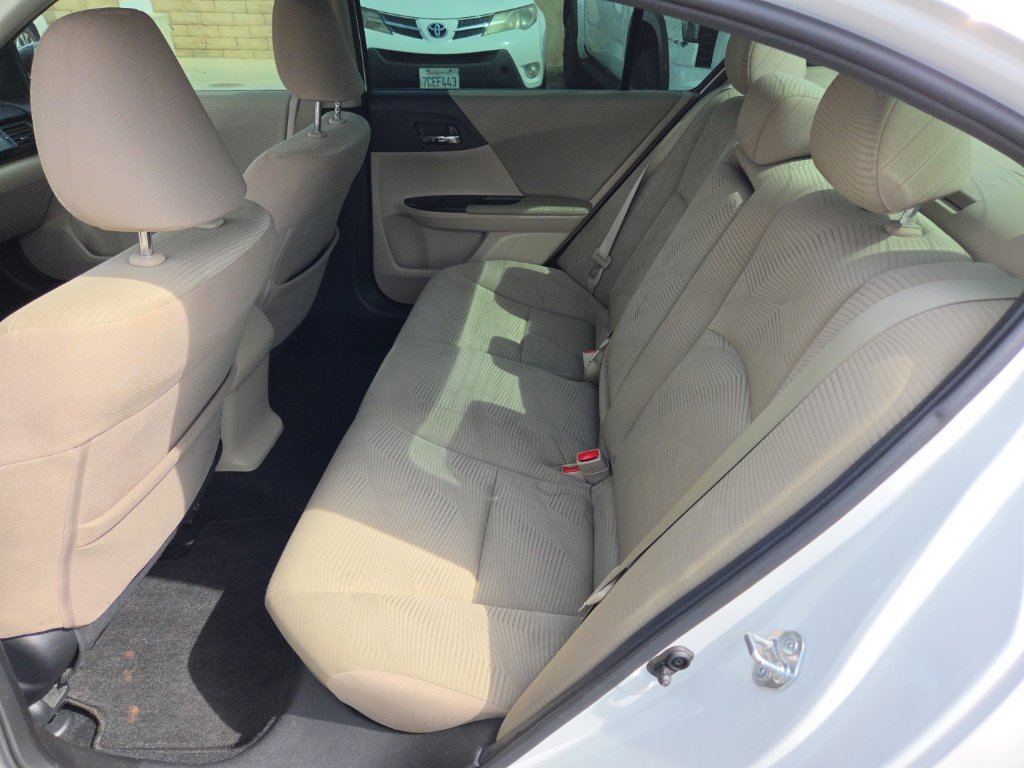 Used 2017 Honda Accord LX image 11