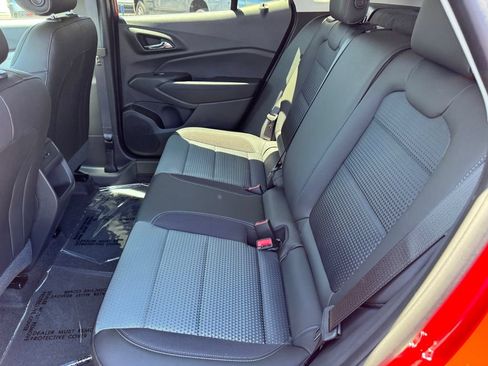 New 2026 Chevrolet Trax LT w/ Midnight Edition FWD image 12