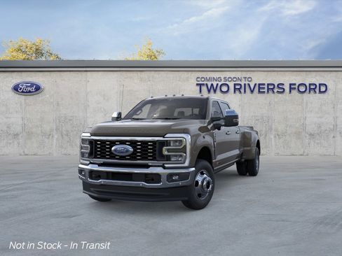 New 2026 Ford F350 4x4 Crew Cab DRW Super Duty image 2