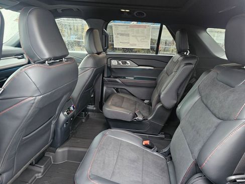 New 2026 Ford Explorer ST w/ Sun And Sound Package image 9