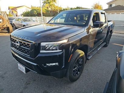 Used 2023 Nissan Frontier SV w/ Midnight Edition Package