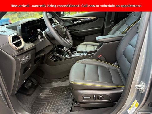 Used 2025 Chevrolet TrailBlazer ACTIV w/ Convenience Package AWD/4WD image 18