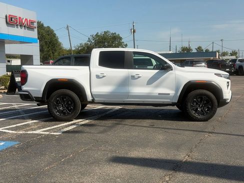Used 2025 GMC Canyon Elevation w/ Convenience Package RWD image 4