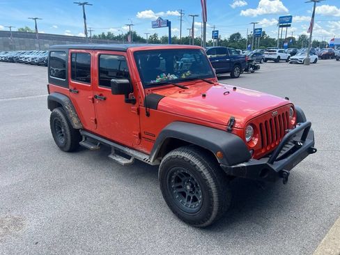 Used 2015 Jeep Wrangler Unlimited Sport w/ Quick Order Package 24S AWD/4WD image 6
