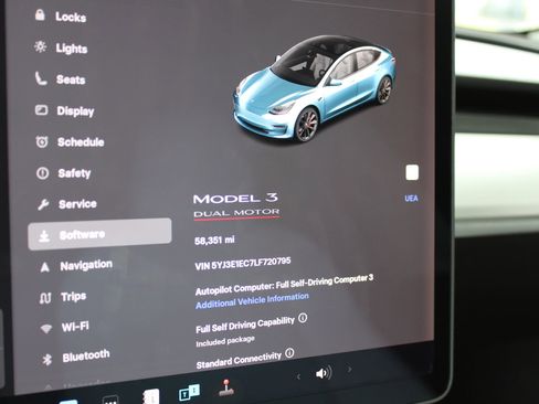 Used 2020 Tesla Model 3 Performance image 20