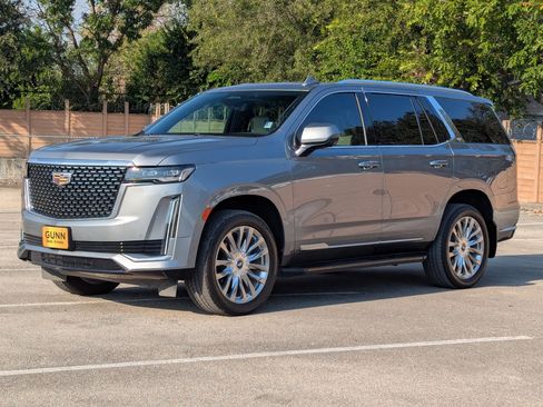 Used 2023 Cadillac Escalade Premium Luxury w/ LPO, Floor Liner Package image 8