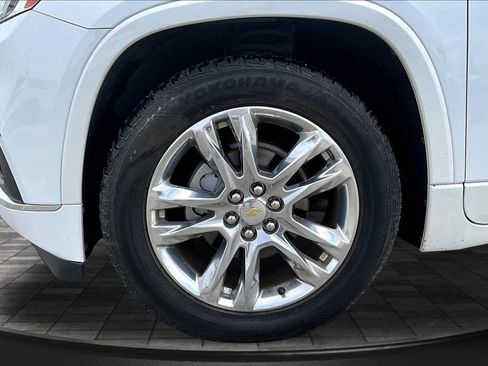 Used 2020 Chevrolet Traverse High Country w/ LPO, Floor Liner Package AWD/4WD image 36