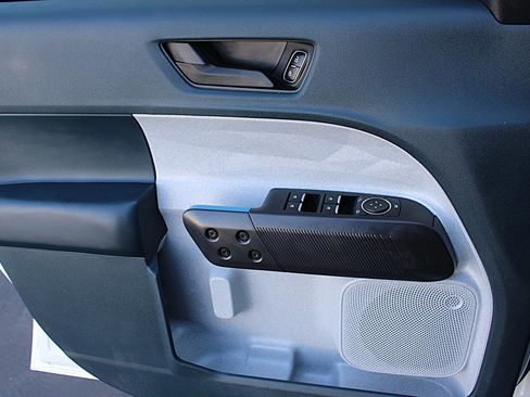 Used 2025 Ford Maverick XLT w/ Equipment Group 302A image 23