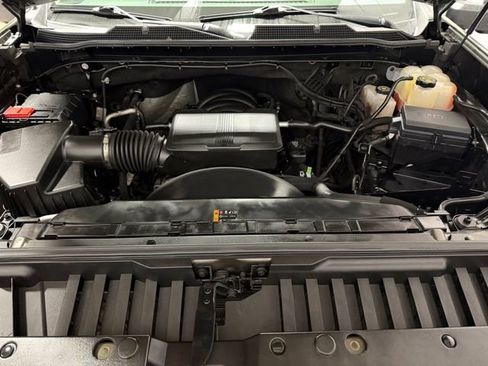 Used 2022 Chevrolet Silverado 2500 Custom w/ Custom Convenience Package image 38