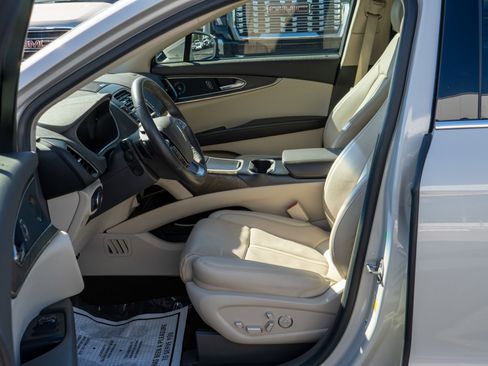 Used 2020 Lincoln Nautilus Reserve w/ Equipment Group 201A image 19