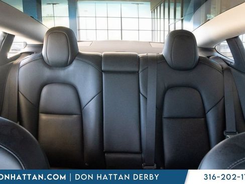 Used 2021 Tesla Model 3 Standard Range Plus RWD image 9