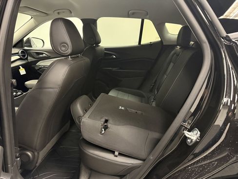 New 2026 Chevrolet Trax LT image 21