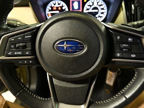 Used 2025 Subaru Outback Premium AWD/4WD image 39