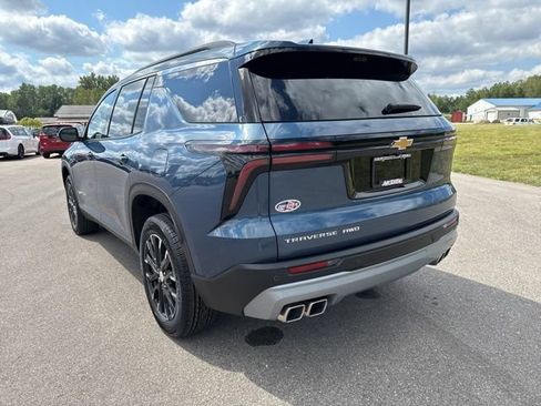 Used 2026 Chevrolet Traverse LT w/ Sun and Wheel Package AWD/4WD image 3