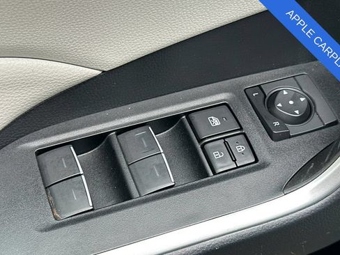 Used 2023 Toyota RAV4 XLE Premium FWD image 12