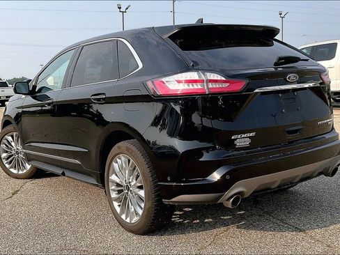 Certified 2020 Ford Edge Titanium w/ Equipment Group 301A AWD/4WD image 3
