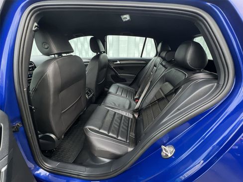 Used 2019 Volkswagen Golf R 4-Door image 23