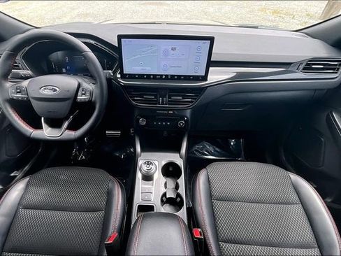 Used 2024 Ford Escape ST-Line w/ Tech Pack #1 AWD/4WD image 15