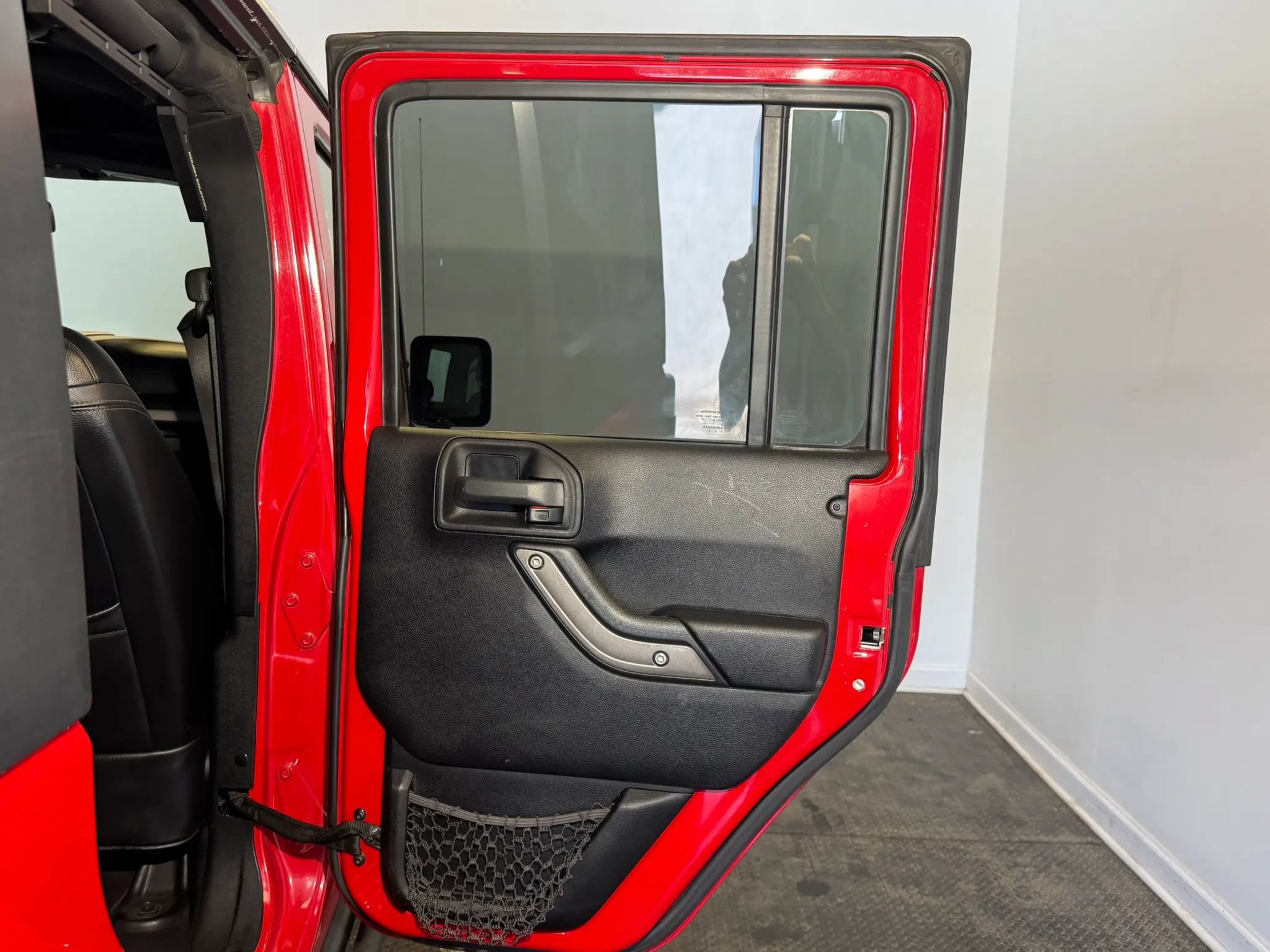 Used 2014 Jeep Wrangler Unlimited Sport w/ Quick Order Package 24S AWD/4WD image 29
