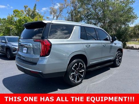 Used 2023 GMC Yukon SLT AWD/4WD image 6