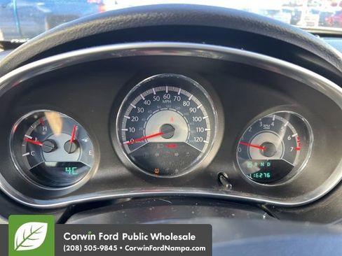 Used 2012 Chrysler 200 Touring image 10