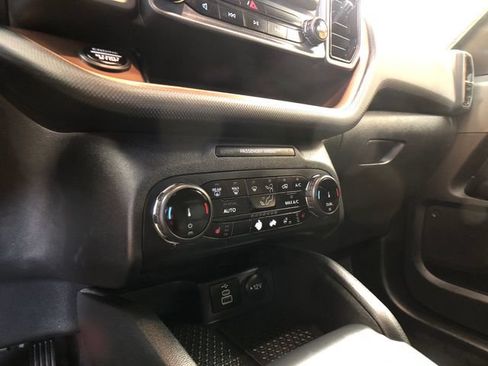 Certified 2023 Ford Bronco Sport Outer Banks AWD/4WD image 17