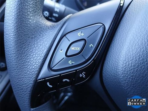 Used 2021 Toyota C-HR LE image 16