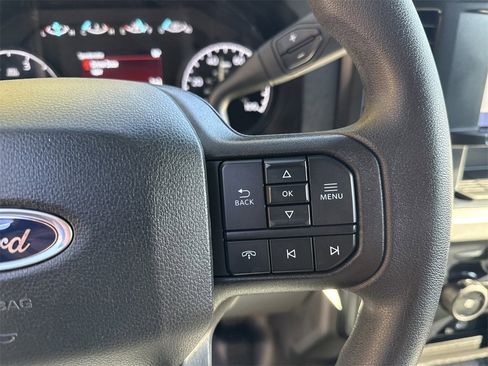 Used 2024 Ford F550 4x4 SuperCab Super Duty image 28