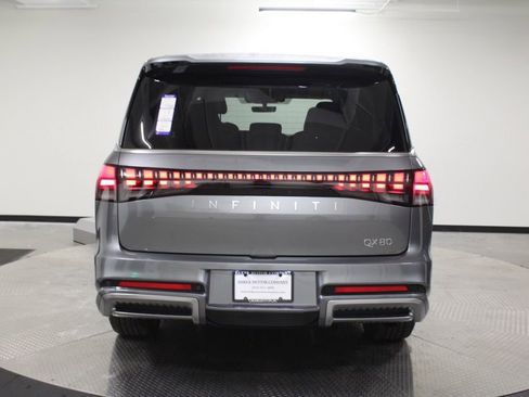 New 2026 INFINITI QX80 Luxe RWD image 5