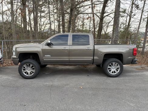 Used 2014 Chevrolet Silverado 1500 High Country w/ High Country Premium Package image 4