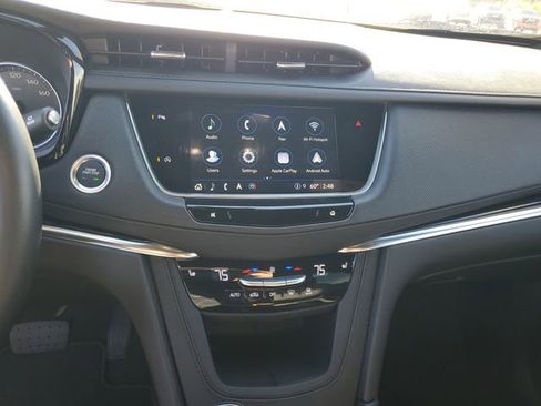 Used 2025 Cadillac XT5 Premium Luxury image 18