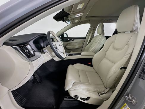 Used 2025 Volvo XC60 B5 Ultra w/ Protection Package Premier image 13