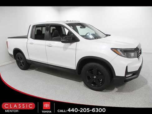 Used 2023 Honda Ridgeline Black Edition image 1
