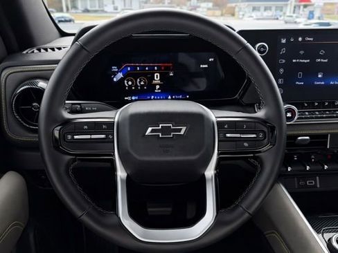 Used 2024 Chevrolet Colorado ZR2 w/ Technology Package image 33